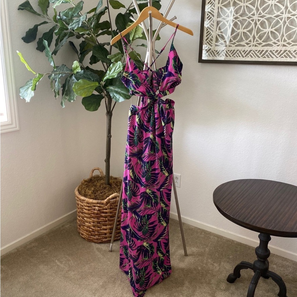 Minette || Palm cut out maxi dress